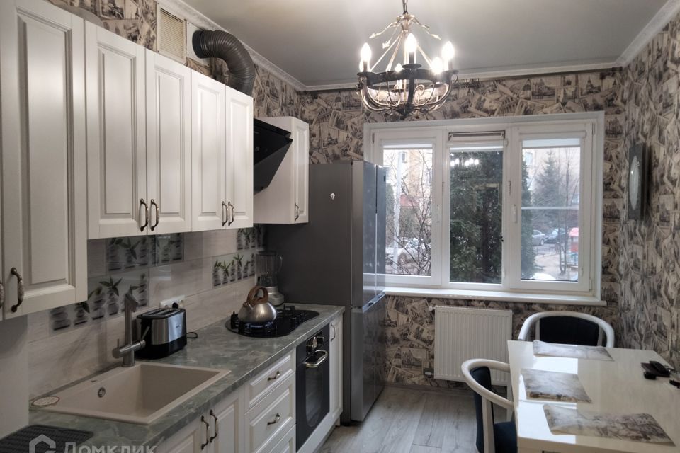 Продаётся 2-комнатная квартира, 67.8 м²