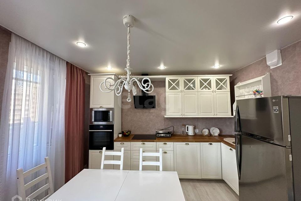 Продаётся 2-комнатная квартира, 61 м²