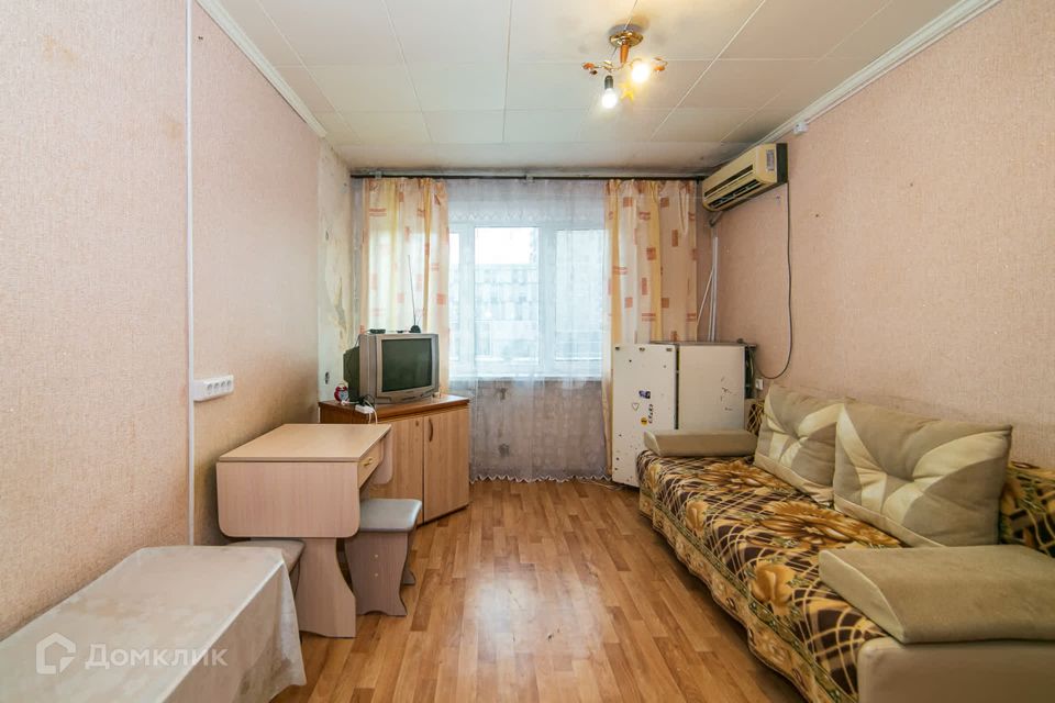 Продаётся комната в 3-комн. квартире, 12.6 м²