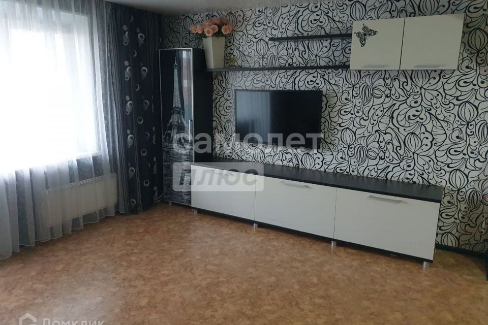 Продаётся 2-комнатная квартира, 65.3 м²