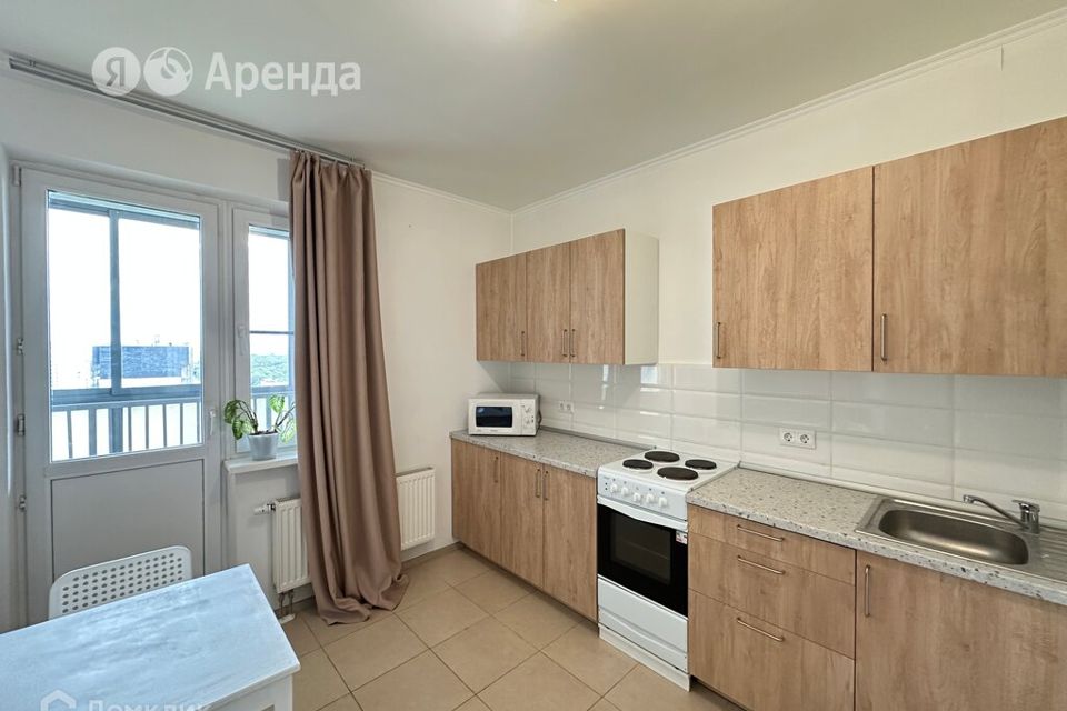 Сдаётся 1-комнатная квартира, 42 м²