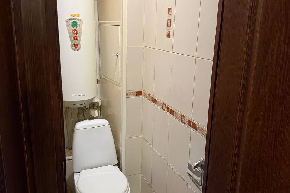 Продаётся 3-комнатная квартира, 56.8 м²