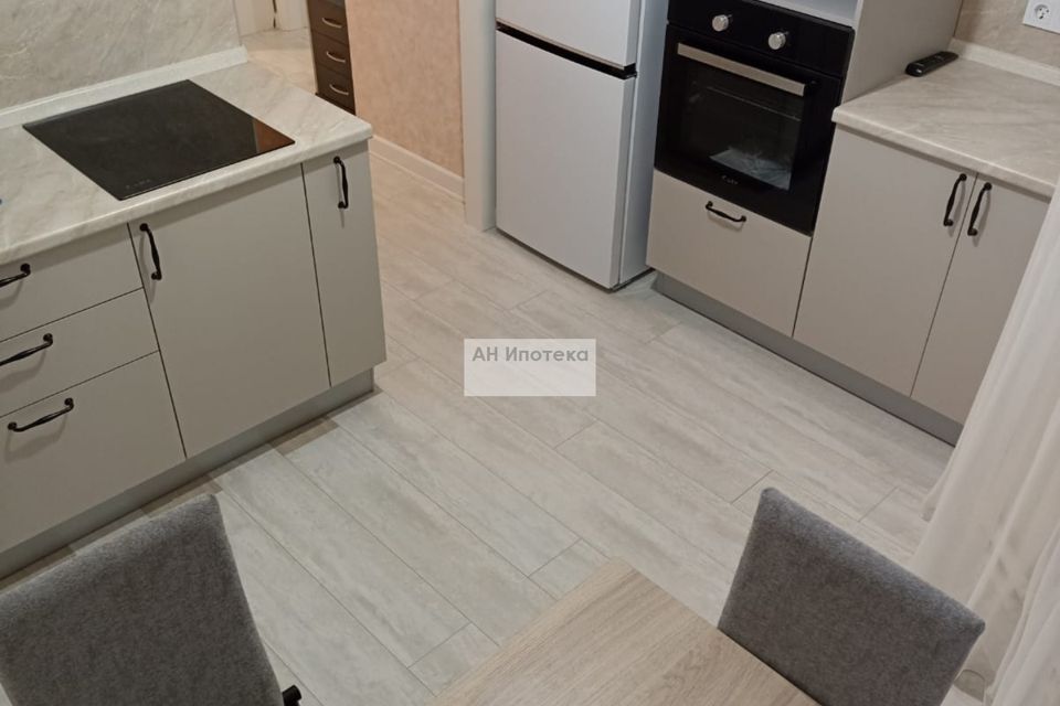 Продаётся 1-комнатная квартира, 41 м²