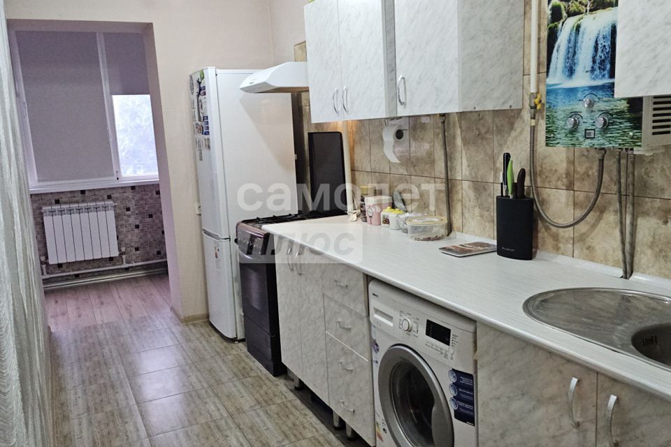 Продаётся 3-комнатная квартира, 60 м²