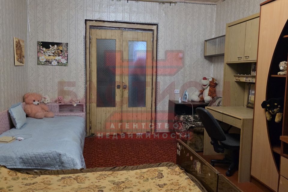 Продаётся 4-комнатная квартира, 96.8 м²