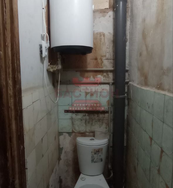Продаётся 4-комнатная квартира, 56 м²