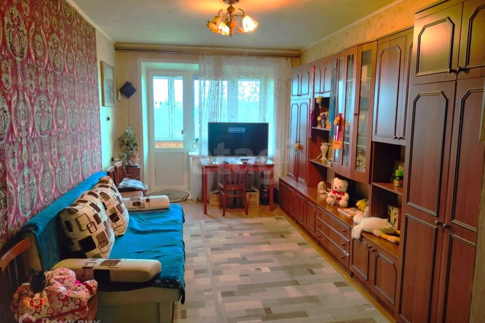 Продаётся 3-комнатная квартира, 57.1 м²