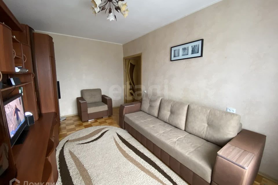 Продаётся 2-комнатная квартира, 43.8 м²