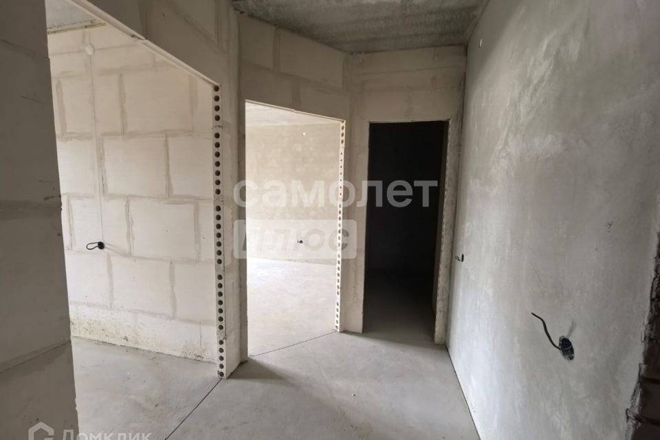 Продаётся 1-комнатная квартира, 43.6 м²