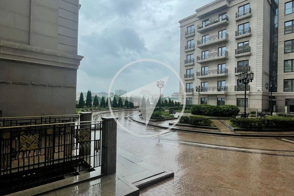 Сдаётся 2-комнатная квартира, 125 м²