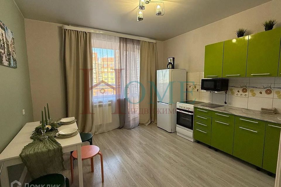 Сдаётся 2-комнатная квартира, 72.3 м²