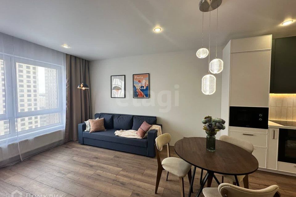 Продаётся 1-комнатная квартира, 47 м²