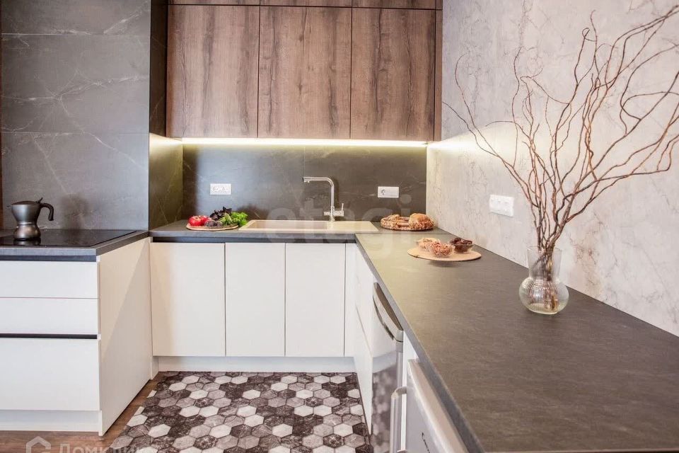 Сдаётся 1-комнатная квартира, 49 м²