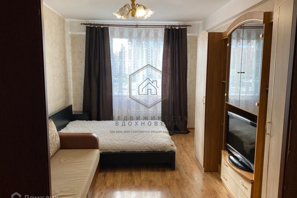 Сдаётся 2-комнатная квартира, 56 м²