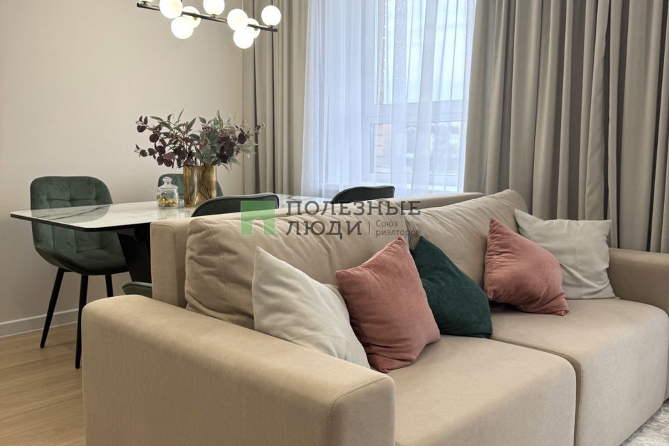 Продаётся 4-комнатная квартира, 70 м²