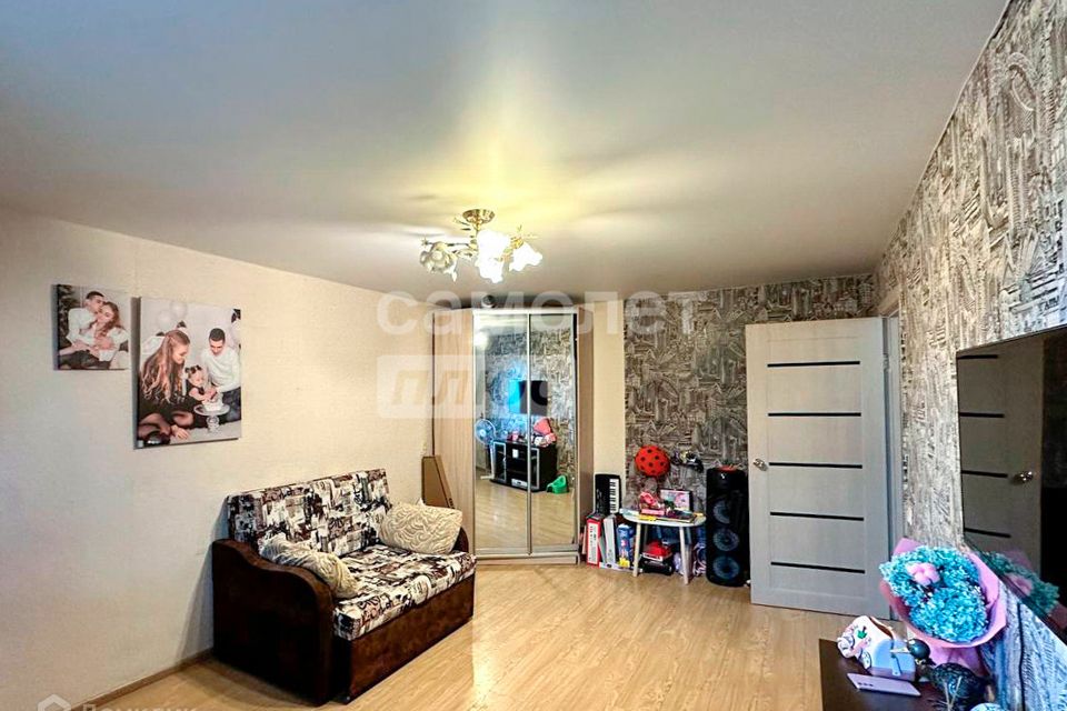 Продаётся 1-комнатная квартира, 32.7 м²