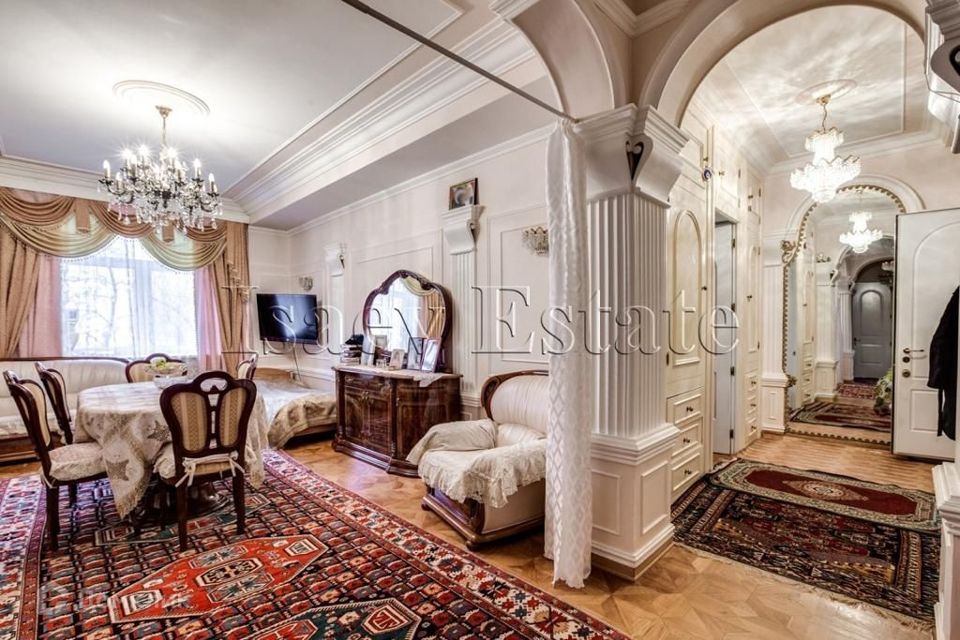Продаётся 3-комнатная квартира, 96 м²