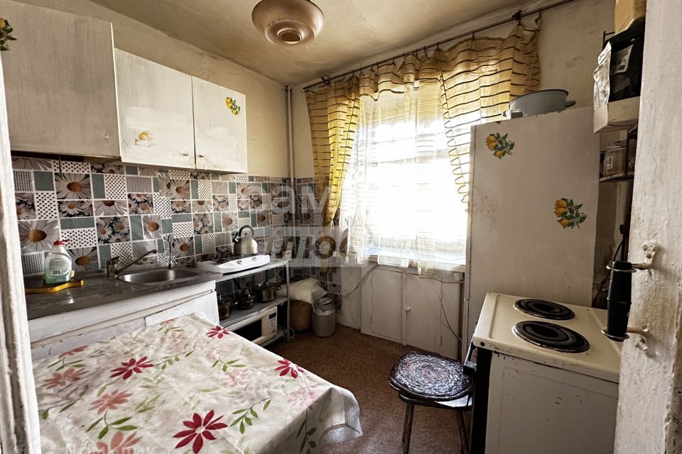 Продаётся 3-комнатная квартира, 55.6 м²