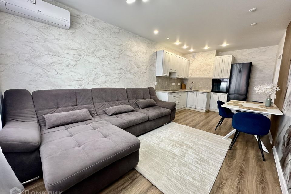 Продаётся 3-комнатная квартира, 60 м²