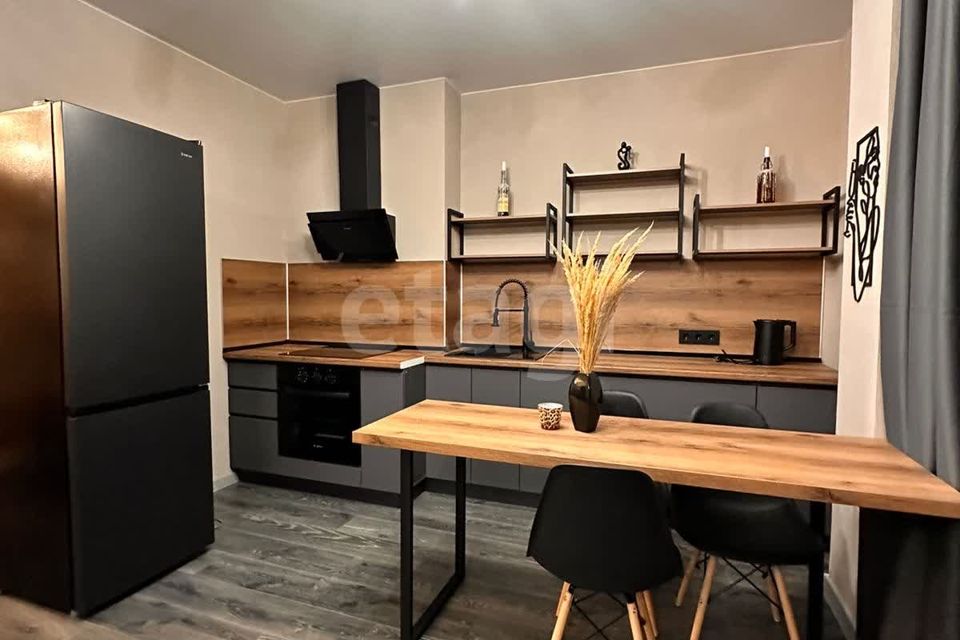 Продаётся 1-комнатная квартира, 43.8 м²