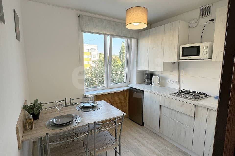Сдаётся 1-комнатная квартира, 45 м²