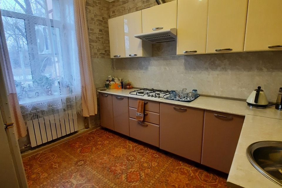 Продаётся 2-комнатная квартира, 50.2 м²