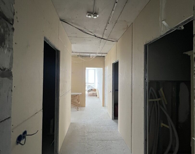 Продаётся 3-комнатная квартира, 126 м²