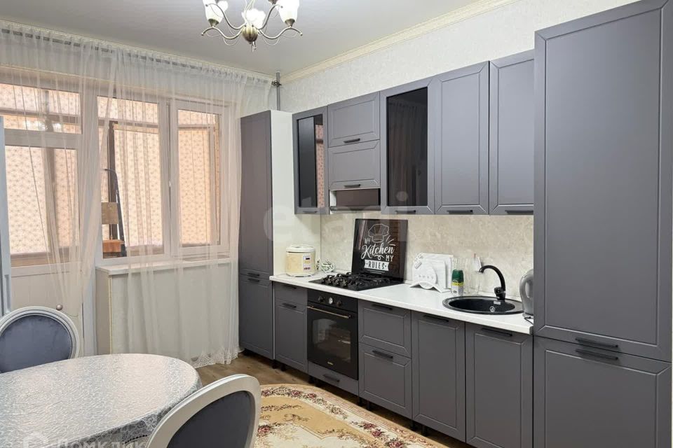 Продаётся 2-комнатная квартира, 72 м²