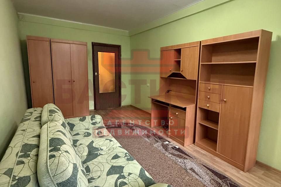 Продаётся 3-комнатная квартира, 65 м²