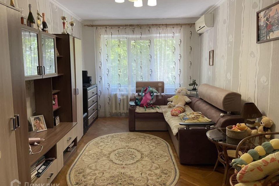Продаётся 3-комнатная квартира, 62.2 м²