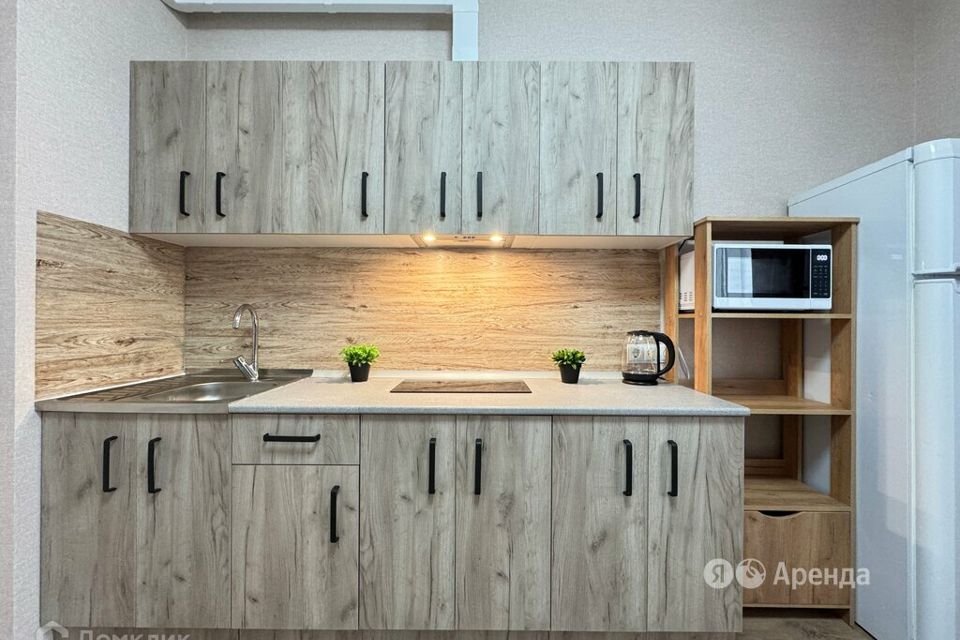 Сдаётся 1-комнатная квартира, 43 м²