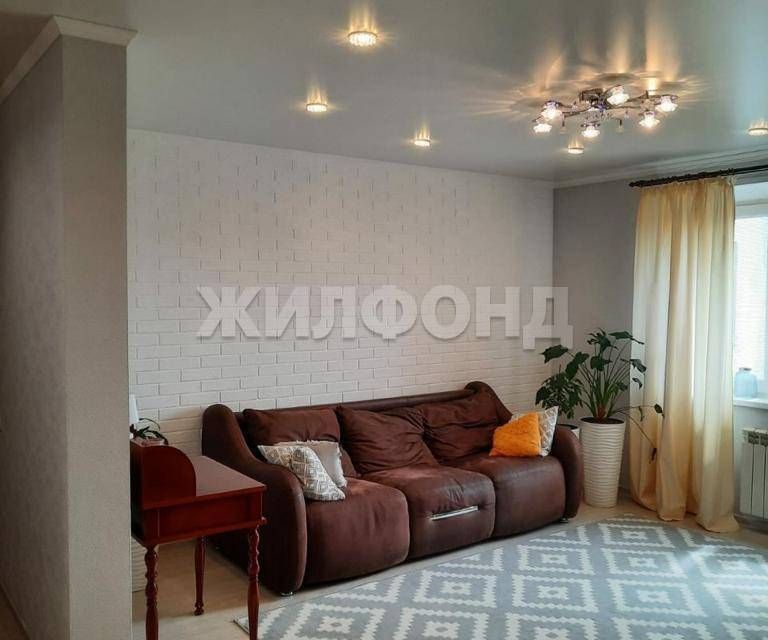 Продаётся 4-комнатная квартира, 78.1 м²