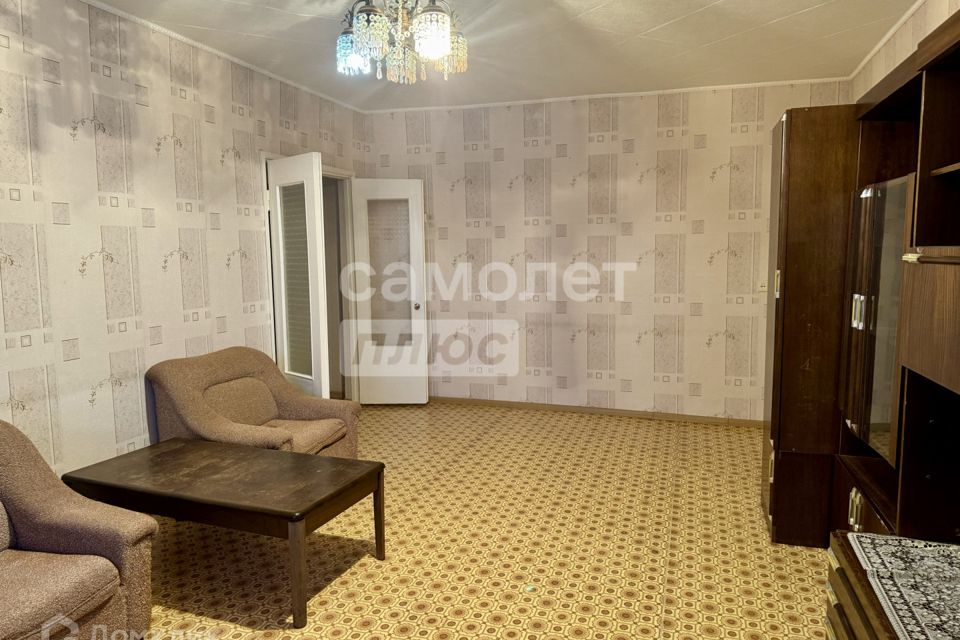 Продаётся 4-комнатная квартира, 115.9 м²