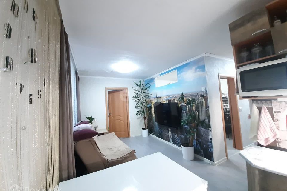 Продаётся 2-комнатная квартира, 41.9 м²