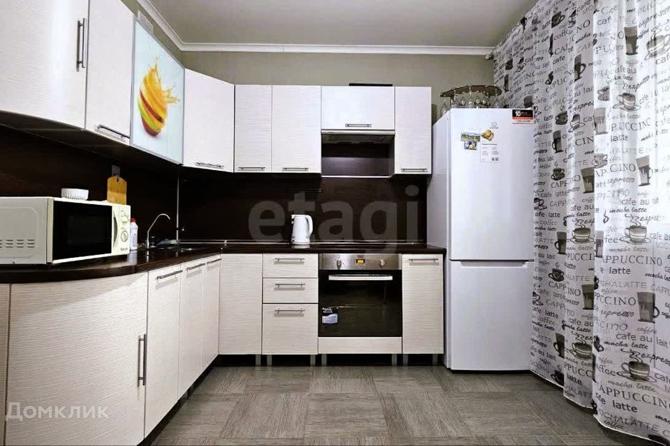 Продаётся 1-комнатная квартира, 41.5 м²