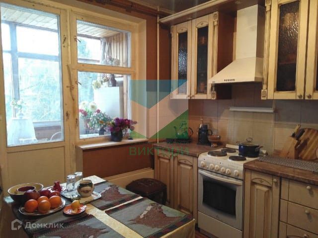 Продаётся 4-комнатная квартира, 74.8 м²