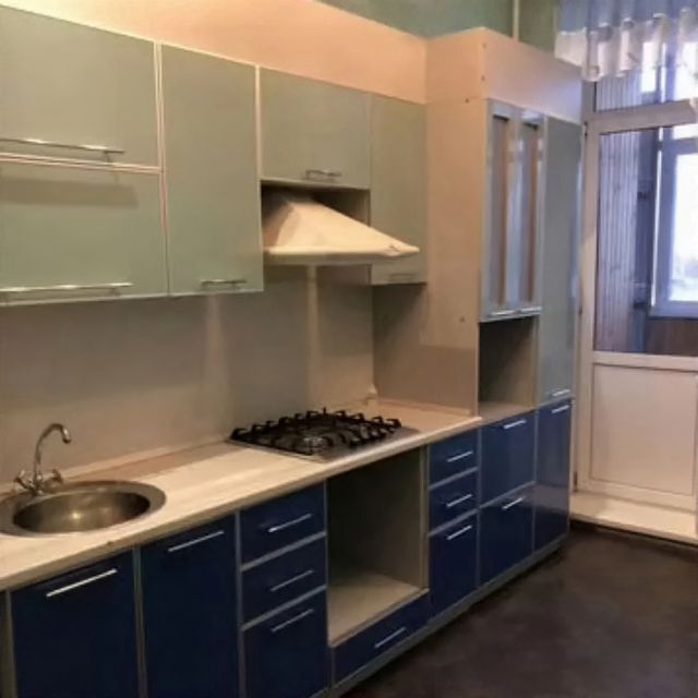 Продаётся 1-комнатная квартира, 42 м²