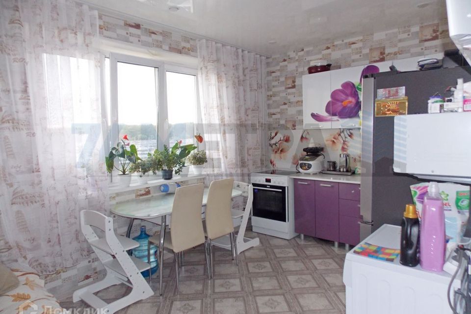 Продаётся 2-комнатная квартира, 64.3 м²