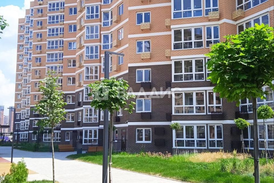Продаётся 2-комнатная квартира, 77 м²