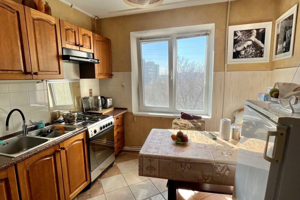 Продаётся 6-комнатная квартира, 125 м²