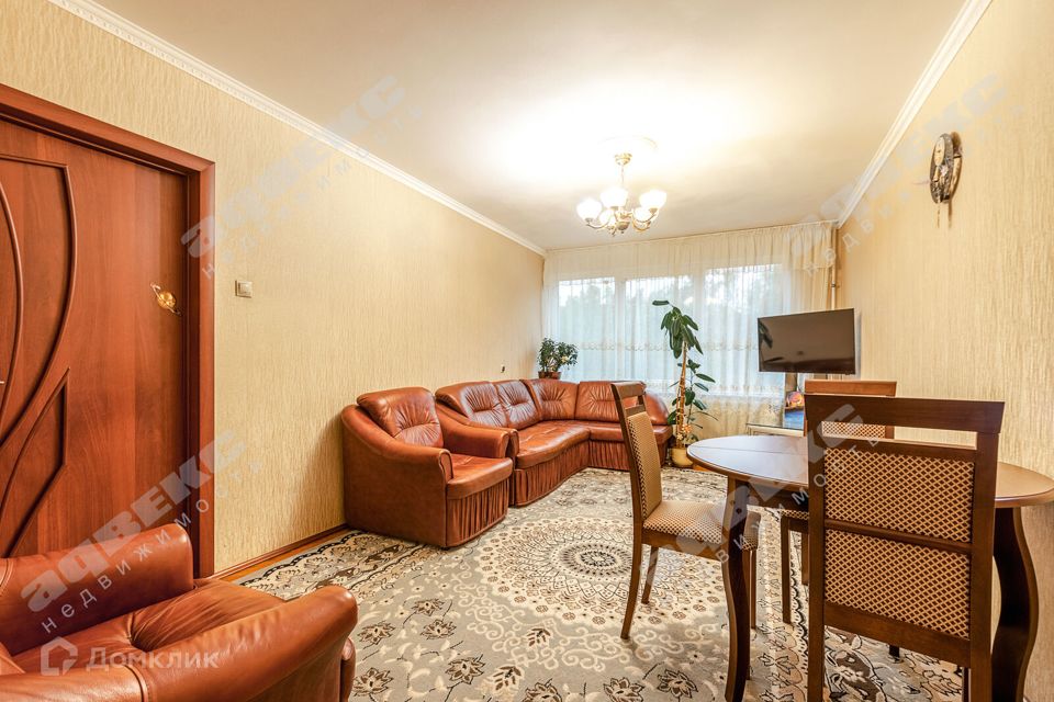 Продаётся 3-комнатная квартира, 62.3 м²
