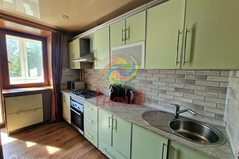 Продаётся 4-комнатная квартира, 88 м²