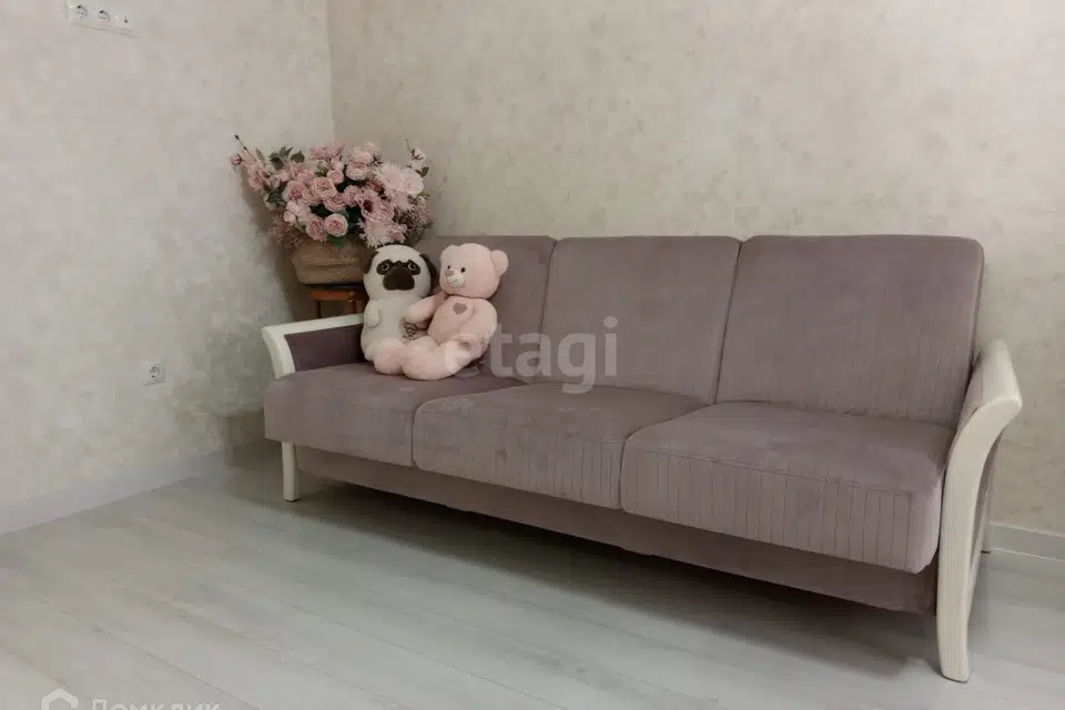 Продаётся 2-комнатная квартира, 66.5 м²
