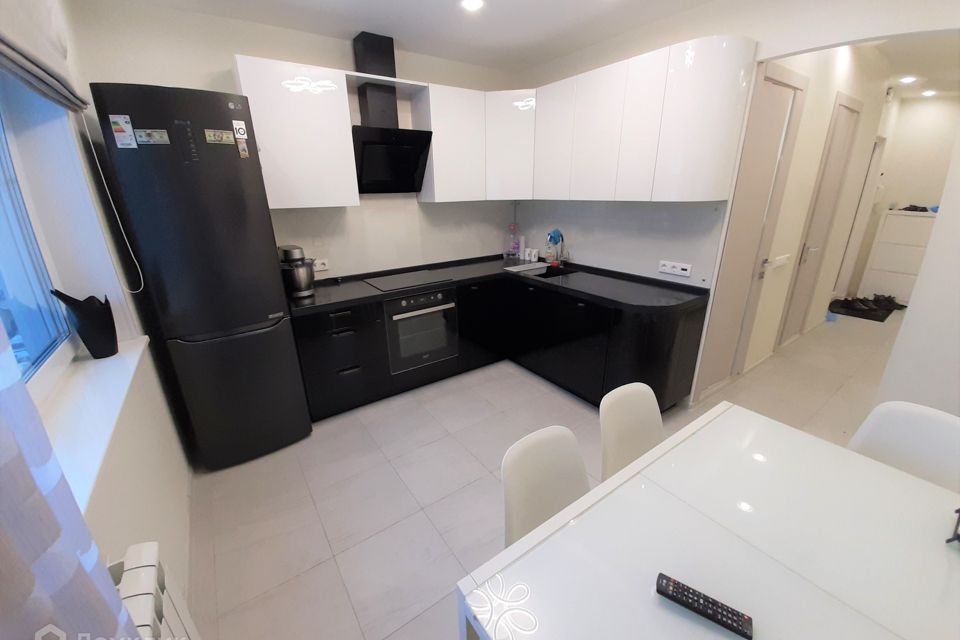 Сдаётся 3-комнатная квартира, 76 м²