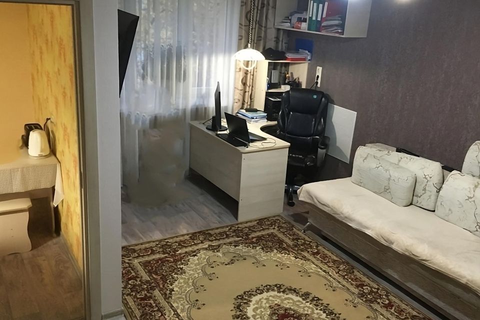 Продаётся 3-комнатная квартира, 55 м²