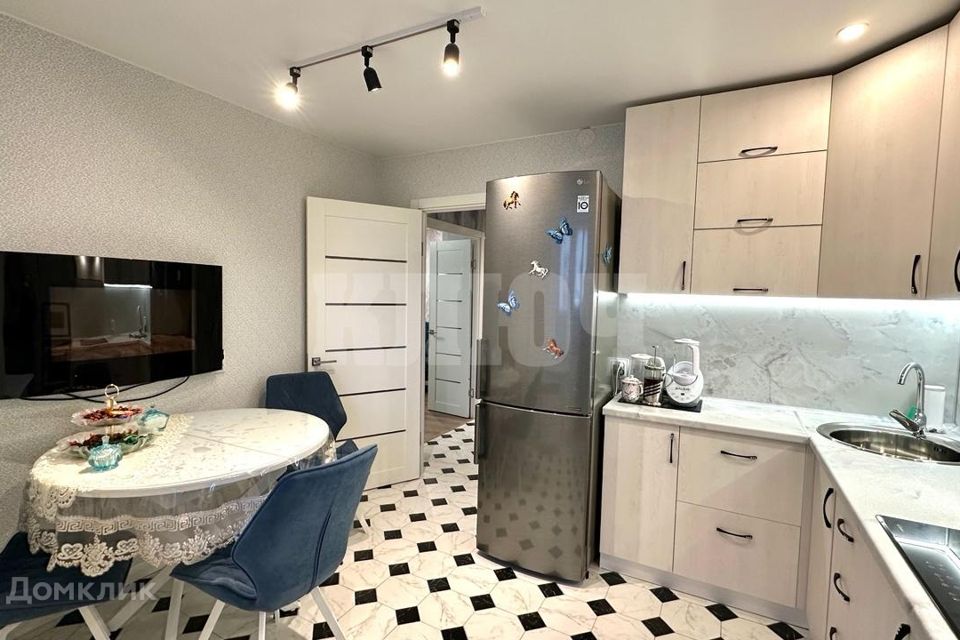 Продаётся 1-комнатная квартира, 37.7 м²