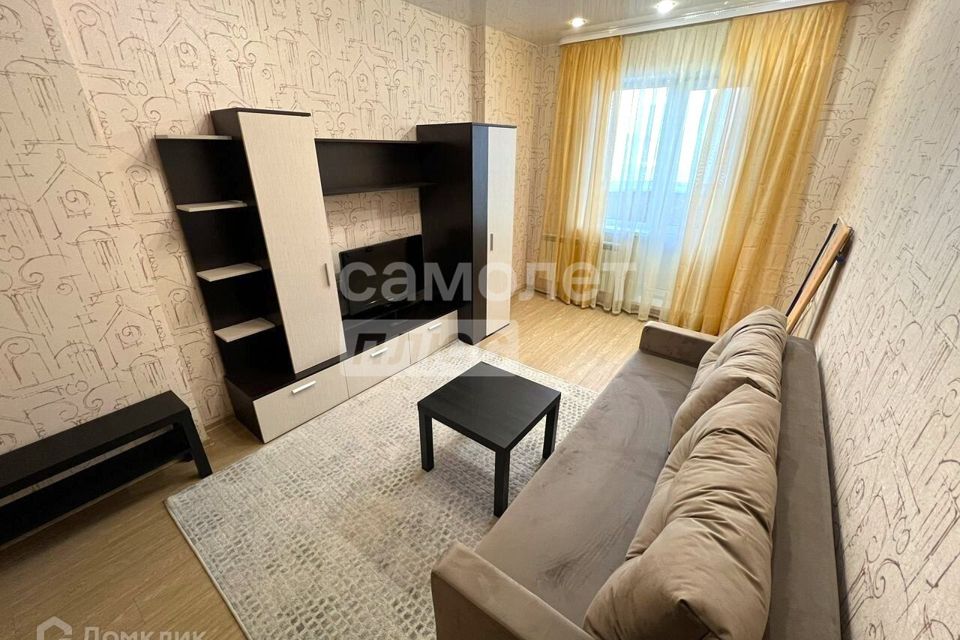 Сдаётся 1-комнатная квартира, 40.2 м²