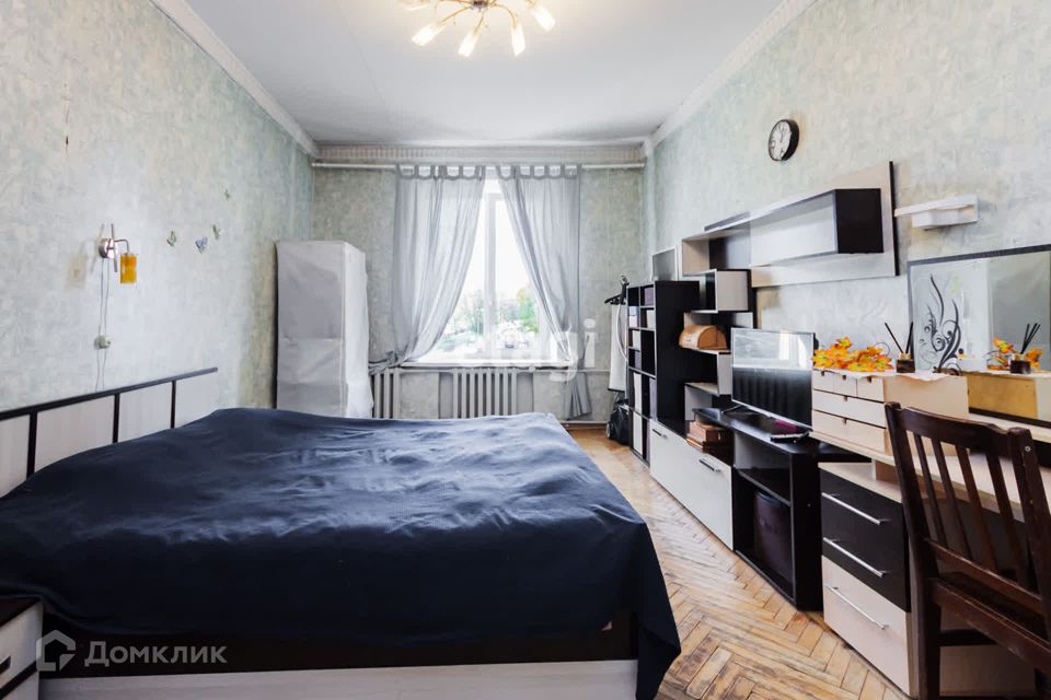 Продаётся 4-комнатная квартира, 92.8 м²