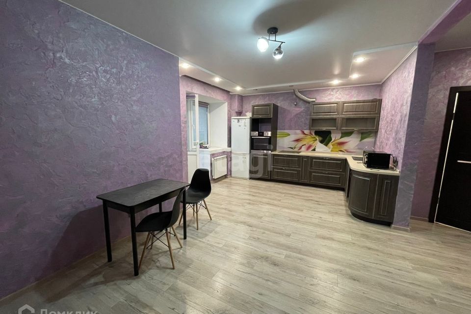 Сдаётся 2-комнатная квартира, 57 м²