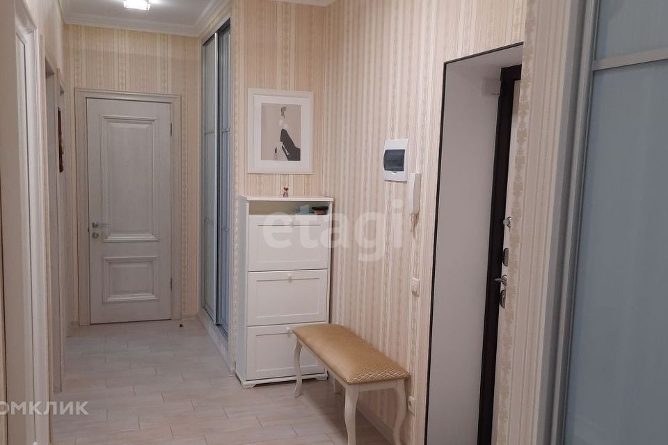 Продаётся 2-комнатная квартира, 57.3 м²